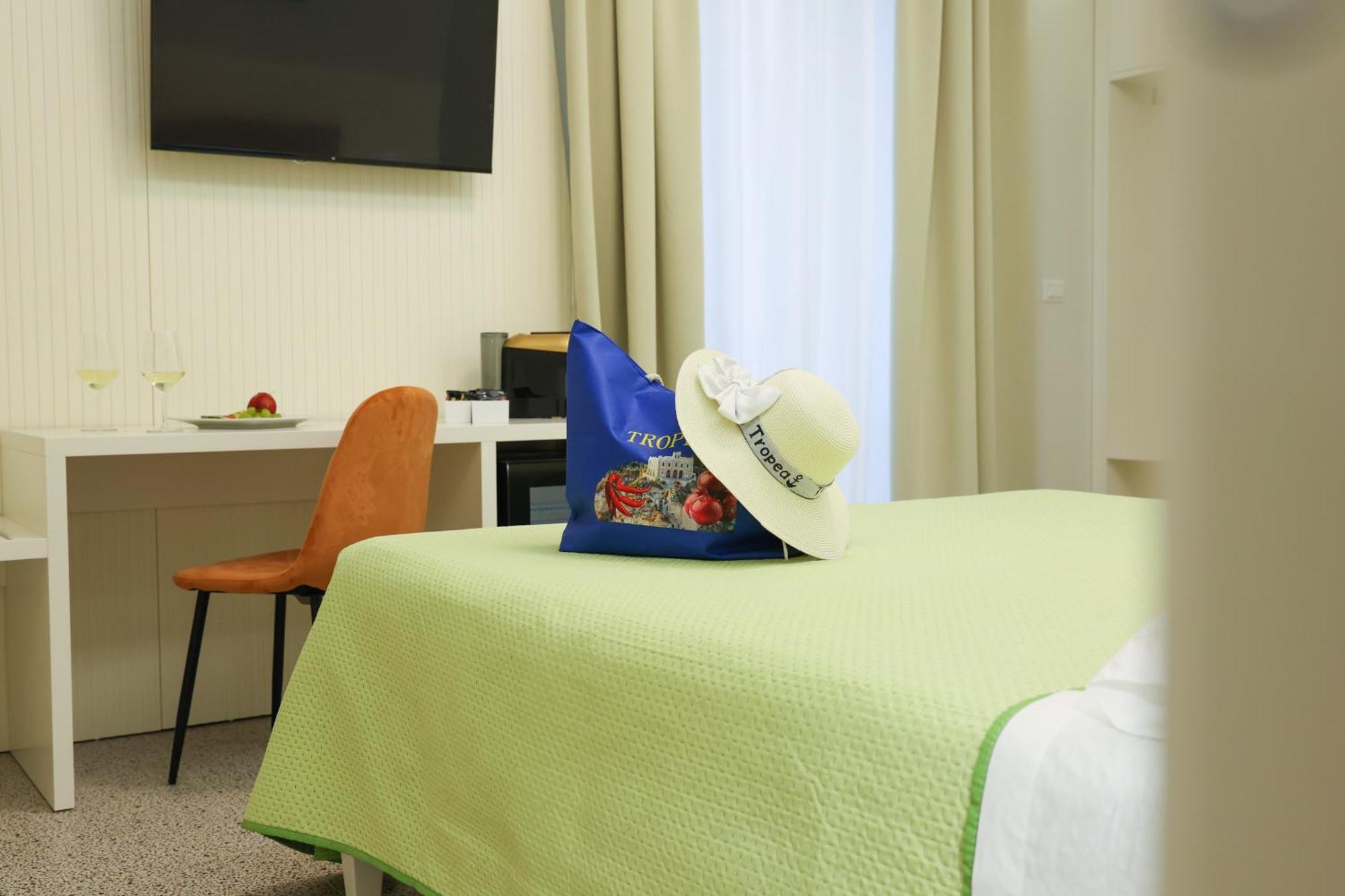Nazzari B&B Tropea Bagian luar foto