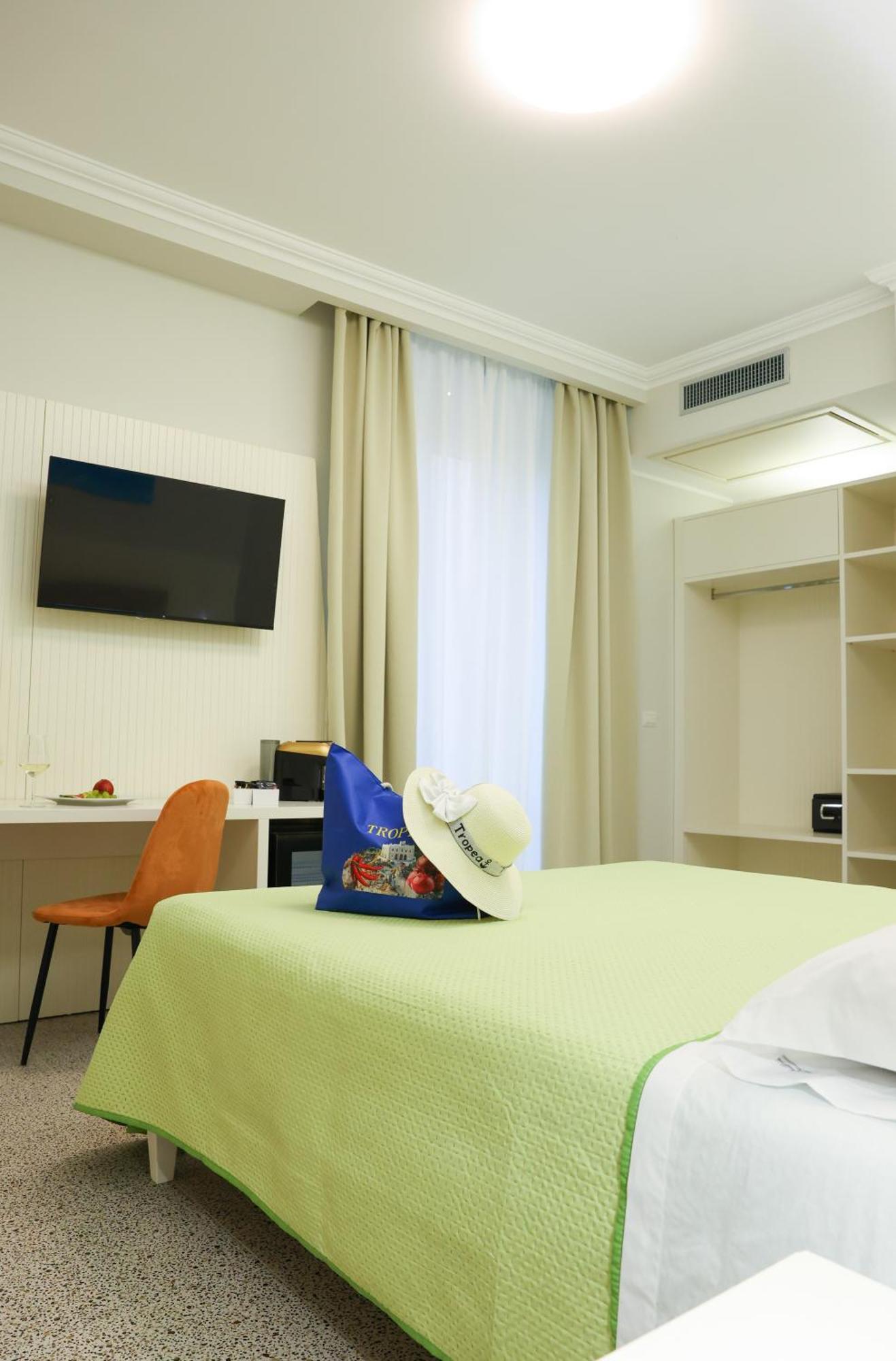 Nazzari B&B Tropea Bagian luar foto